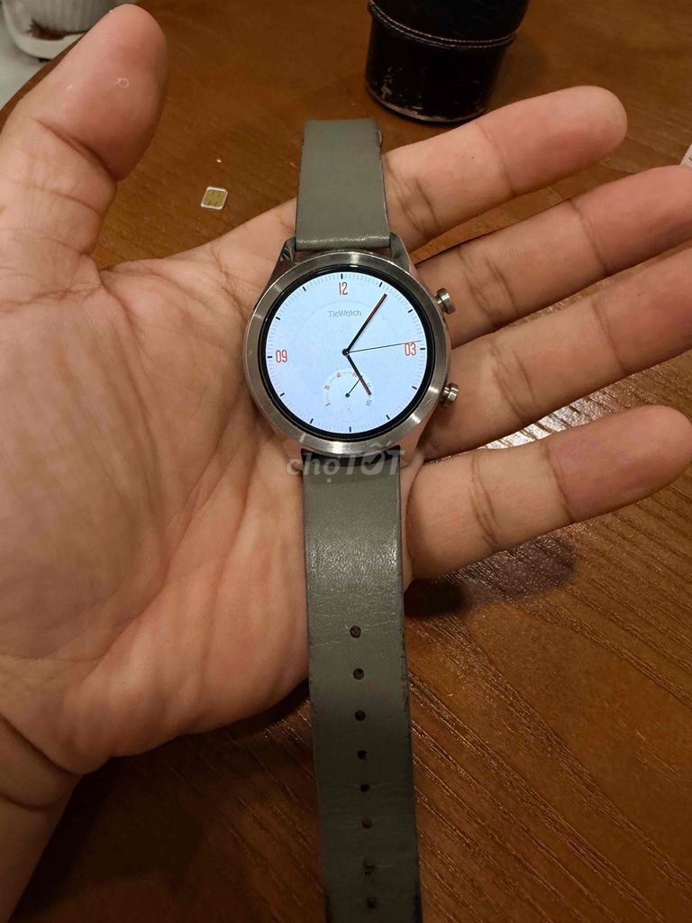 TicWatch C2+ Dây da Xám. Mua bán Thiết bị đeo thông minh tại Quận 1 Tp Hồ Chí Minh được đăng bởi Mr Bách  hình 1