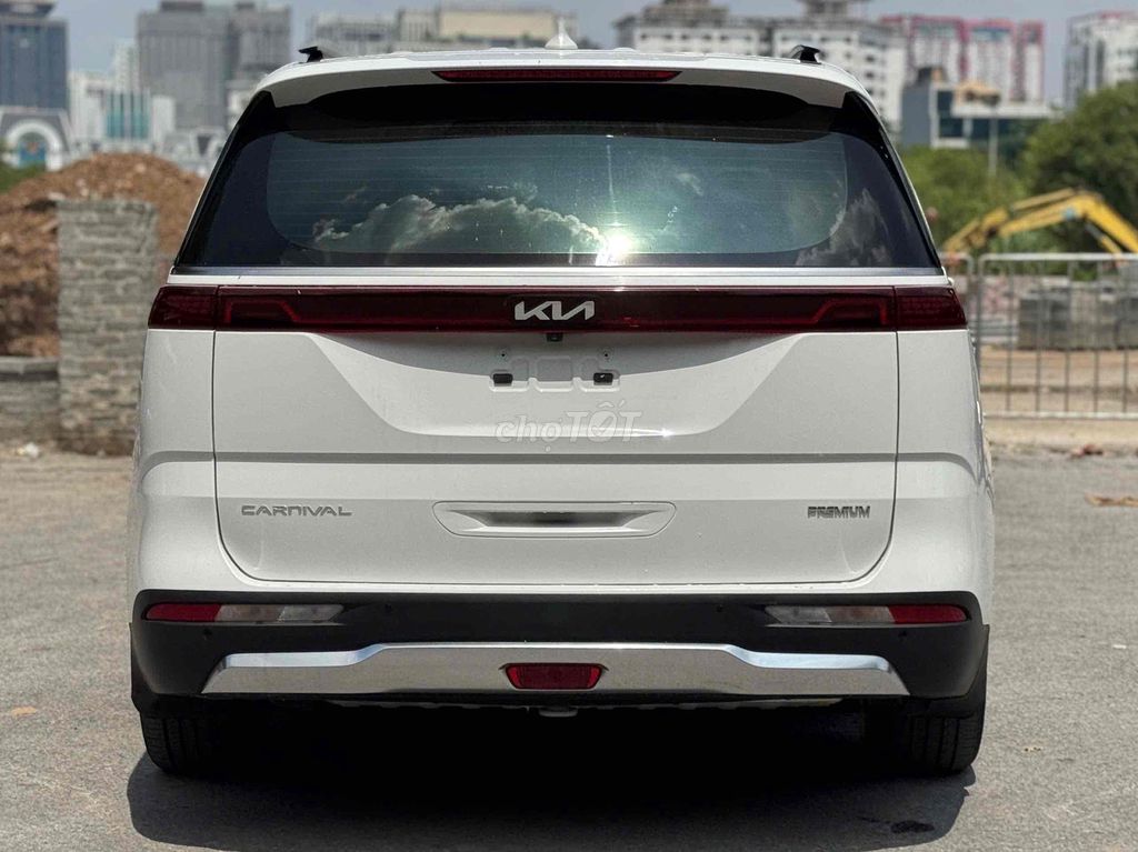 Kia Carnival 2.2D Premium 8 chỗ sx 2022 trắng. Mua bán Ô tô tại Quận Cầu Giấy Hà Nội được đăng bởi Cao Quý hình 6