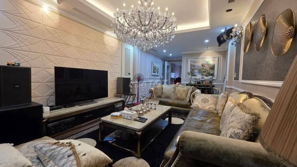 Bán nhà 60m2 Thịnh Quang, Đống Đa, có thang máy, ngõ ô tô