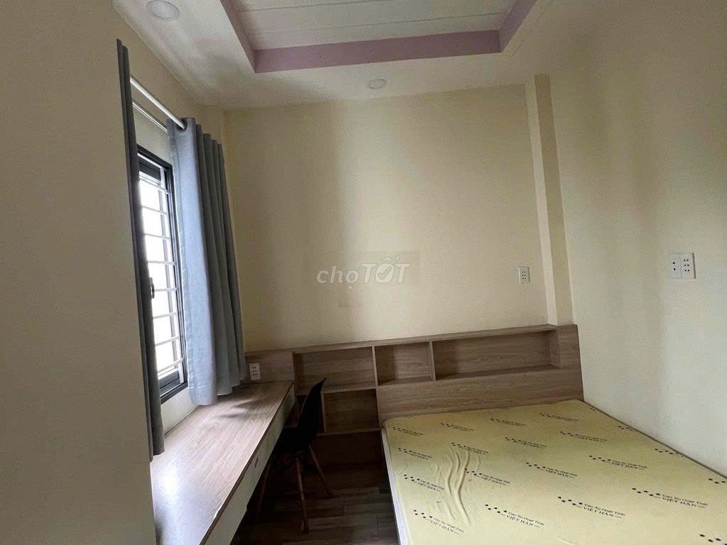 Cho thuê nhà 3 lầu Fullnt đường huỳnh tấn phát Quận 7