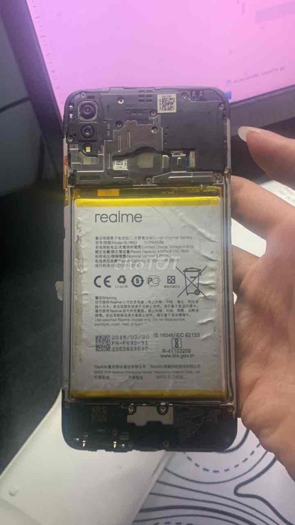 Realme 3 Mất lưng, màn zin. Mua bán Điện thoại tại Huyện Thanh Oai Hà Nội được đăng bởi Đinh Gia Thái hình 1