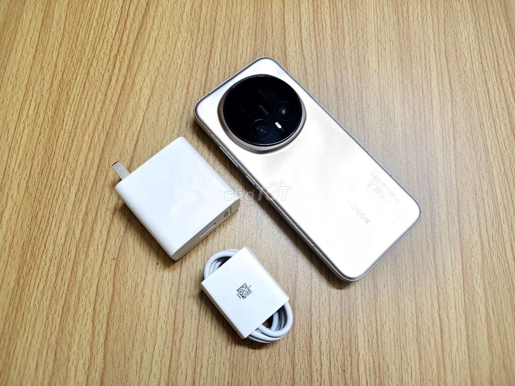 Honor Magic 8 Pro 16/1Tb bản Quốc tế sạc 33 lần . Mua bán Điện thoại tại Quận 10 Tp Hồ Chí Minh được đăng bởi Bách hình 1