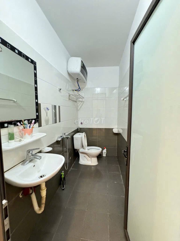 Продается дом площадью 35 м2 в Та Тхань Оай, угловой участок