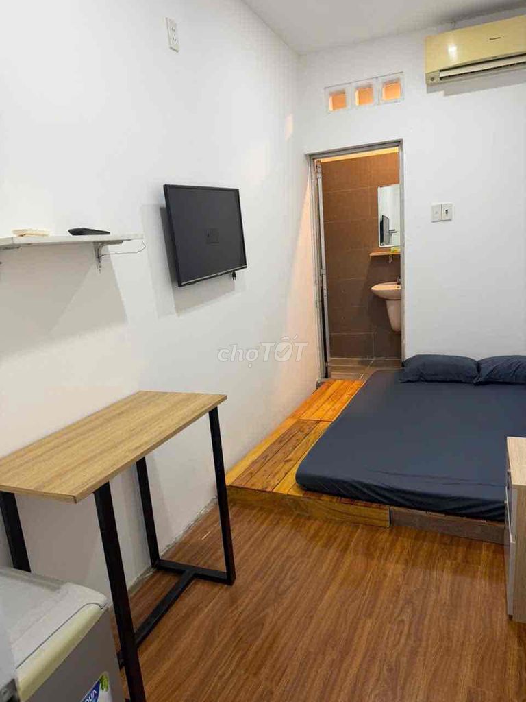 Trống Phòng Bùi viện full nội thất, Q1
