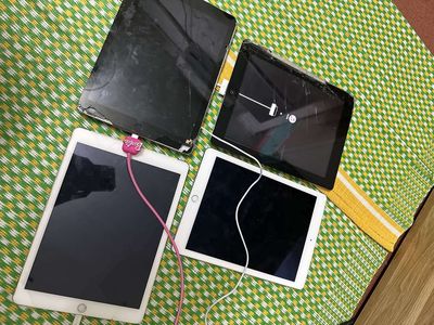 thu mua của dân. 4 cây ipad air 2 và ipad 2