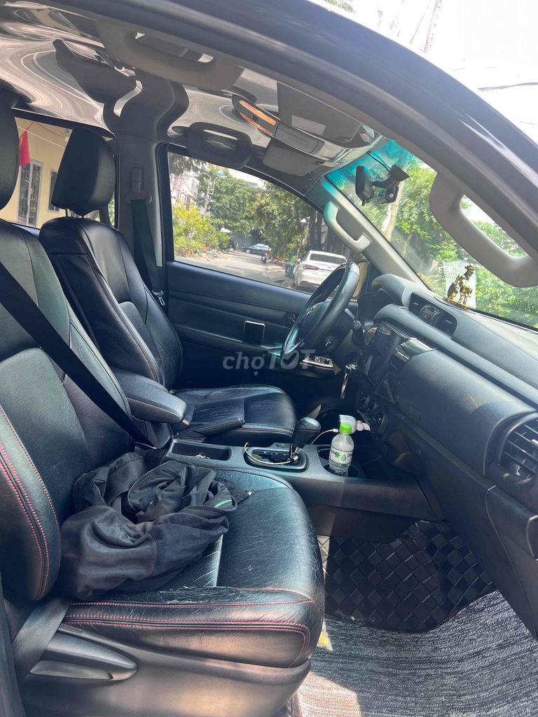 Toyota Hilux 2018 2.4E 4x2 AT - 110000 km ngay chu. Mua bán Ô tô tại Quận Gò Vấp Tp Hồ Chí Minh được đăng bởi huỳnh long hồ hình 16