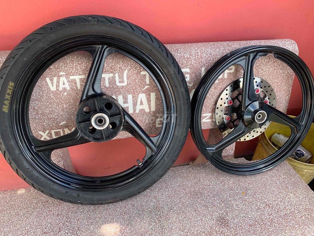 Mâm xe Maxxis hợp kim đen đã dùng. Mua bán Phụ tùng xe tại Thị xã Giá Rai Bạc Liêu được đăng bởi Lemjnh hình 3