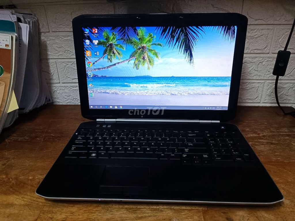 Dell latitude I5 Ram 4G . HHD 500G