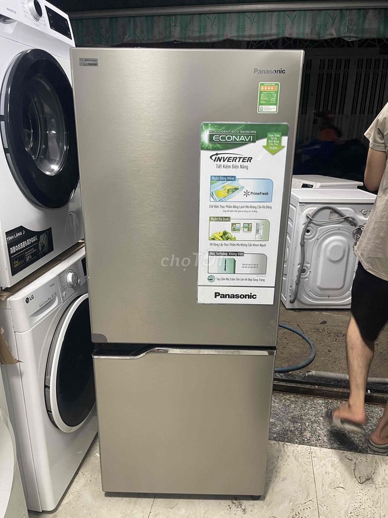 Tủ lạnh Panasonic inverter 255L có ngăn đông mềm. Mua bán Tủ lạnh tại Quận 8 Tp Hồ Chí Minh được đăng bởi Pi trần hình 2