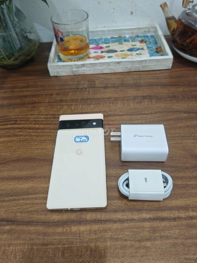 Google Pixel 6 Pro 12/128 Vàng sạc cáp có ship COD. Mua bán Điện thoại tại Quận Hoàng Mai Hà Nội được đăng bởi Trần Ngọc Hiếu hình 1