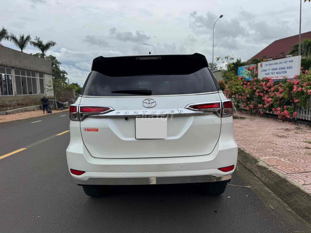 Toyota Fortuner 2020 2.4G 4x2 AT - 93000 km. Mua bán Ô tô tại Thành phố Buôn Ma Thuột Đắk Lắk được đăng bởi AUTO  THẮNG TOÀN PHÁT  hình 9