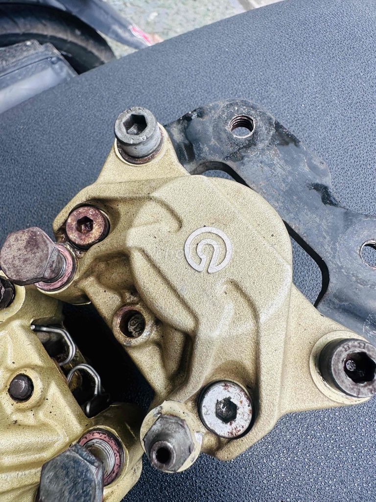 HEO BREMBO REAL PIAGGIO X9. Mua bán Phụ tùng xe tại Quận 12 Tp Hồ Chí Minh được đăng bởi Ta Thanh Thai hình 2