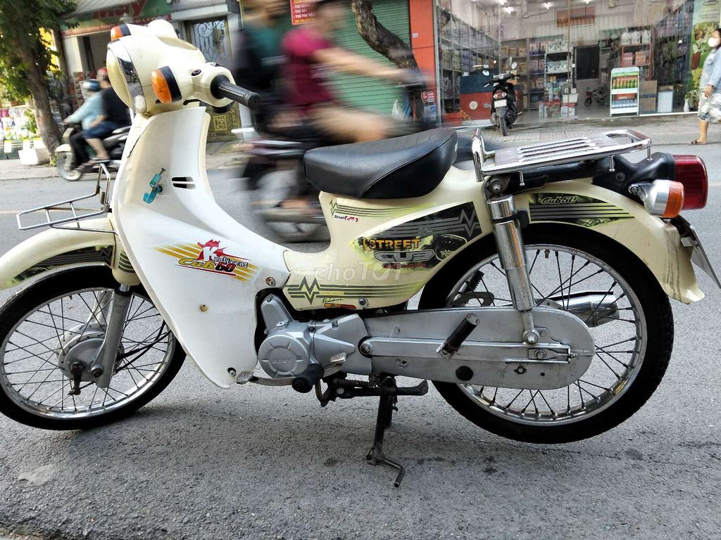 Cúp 50cc biến số tỉnh xe đẹp máy móc êm ru. Mua bán Xe máy tại Quận 12 Tp Hồ Chí Minh được đăng bởi Tien Dinh hình 6