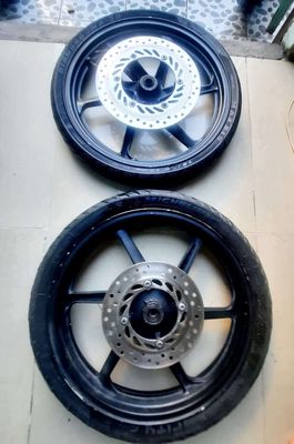 Bán_fun 2 cặp CBR _ 1 cặp CBR 125 + 1 cặp CBR 150. Mua bán Phụ tùng xe tại Quận 8 Tp Hồ Chí Minh được đăng bởi minh nhi