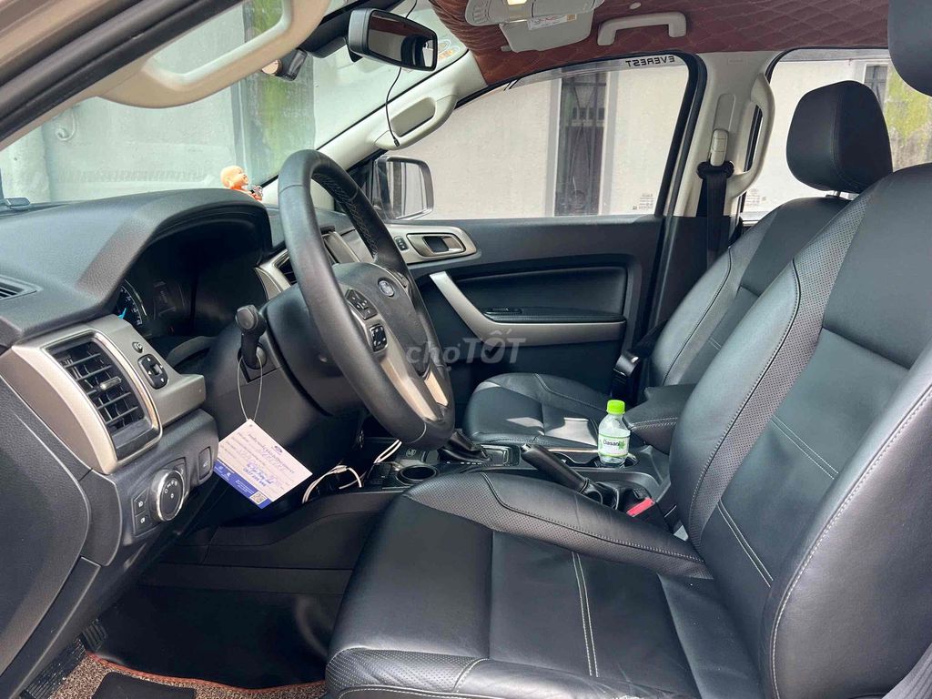 Ford Everest 2018 Trend 2.0L 4x2 AT - 76000 km. Mua bán Ô tô tại Quận Gò Vấp Tp Hồ Chí Minh được đăng bởi Ngô minh Nam hình 8