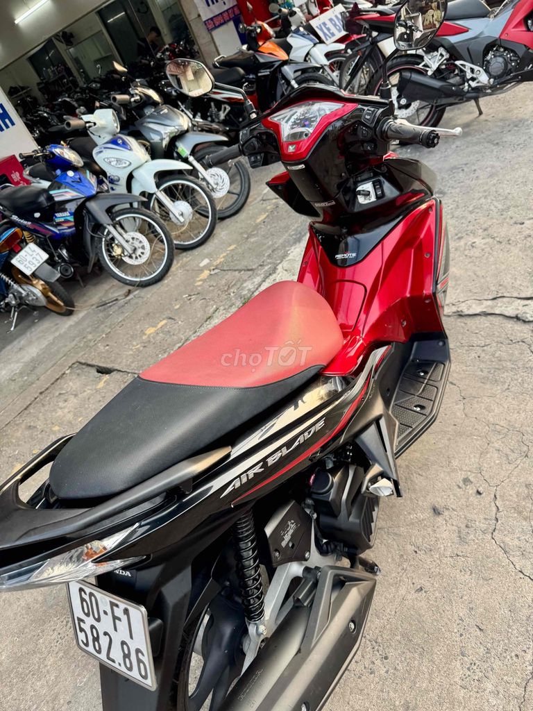 🟢🟢 AB 125 Đỏ đen đký T12/2014 rất đẹp có góp. Mua bán Xe máy tại Thành phố Biên Hòa Đồng Nai được đăng bởi XE MÁY CŨ THÀNH MỸ  hình 8