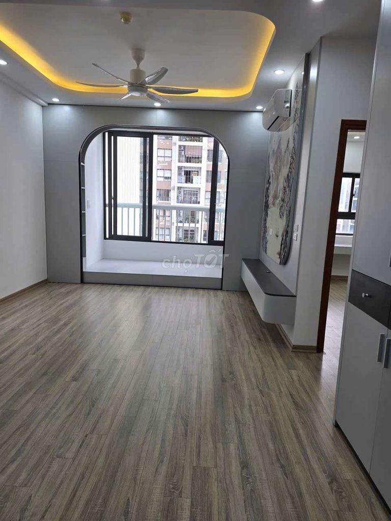 Срочно продаётся угловая квартира 75м², 2 спальни, 2 санузла, Хоанг Дао Тхань, Тхань Суан