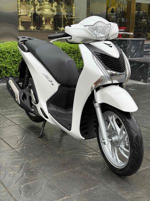 Sh  2016 khóa khiển Máy bao zin chất Sơn nhựa đẹp. Mua bán Xe máy tại Thành phố Nam Định Nam Định được đăng bởi Bảo Nhi Trần