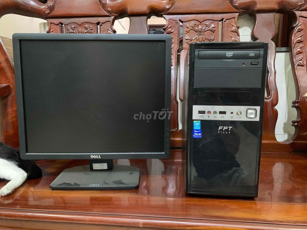 Bộ màn hình máy tính Dell + CPU FPT Elead