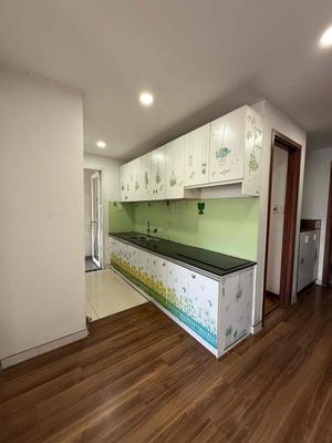 cần bán căn hộ Samsora 2pn.2wc giá 1ty6 bao thuế phí. sổ hồng có sẵn