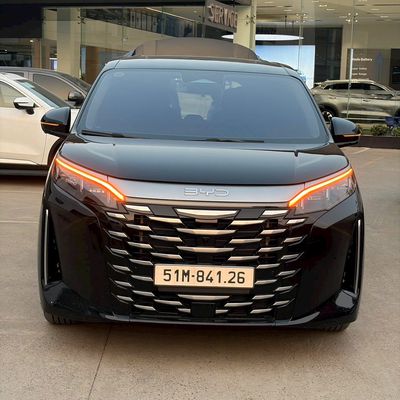 BYD M9 Premium 2025 – Xe lướt siêu mới, giá tốt