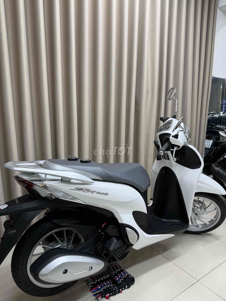 SH mode vừa bấm biển xong mới 100%. Mua bán Xe máy tại Quận Thanh Khê Đà Nẵng được đăng bởi THẾ MẪN CHUYÊN XE LƯỚT CÓ BÁN TRẢ GÓP  hình 6