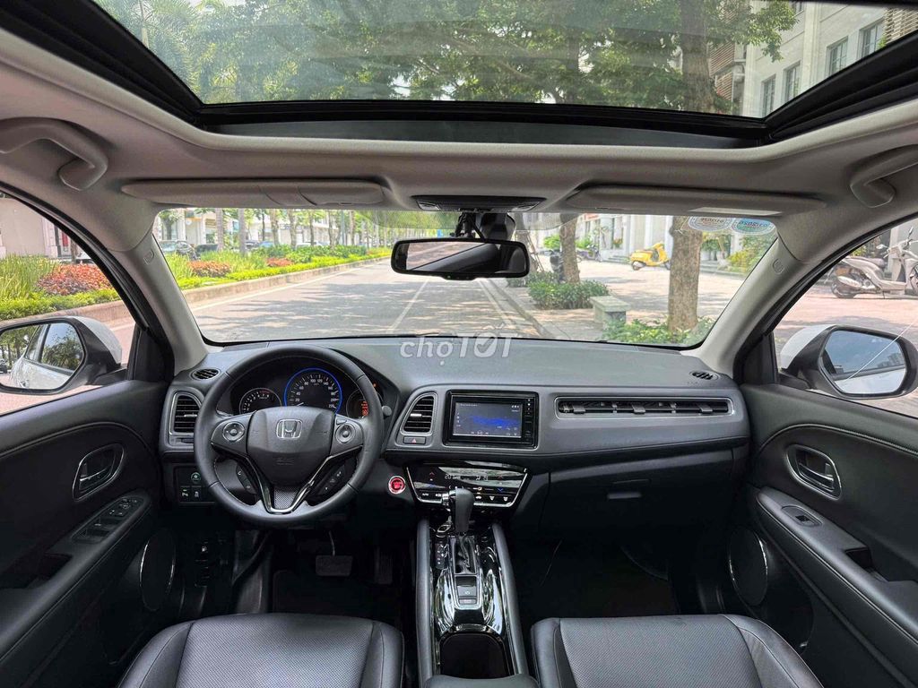 Honda HR-V 2019 L - 37 km. Mua bán Ô tô tại Quận Tân Phú Tp Hồ Chí Minh được đăng bởi Thành Nguyễn hình 7