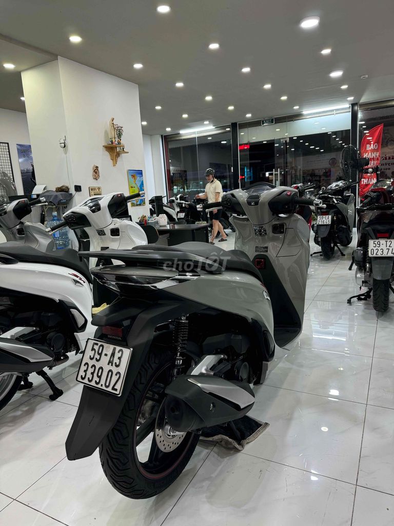 Sh350 2022 máy thái bsTp áo tháo keo xe zin 118củ. Mua bán Xe máy tại Quận Phú Nhuận Tp Hồ Chí Minh được đăng bởi XeMáy MinhThứ59  hình 5