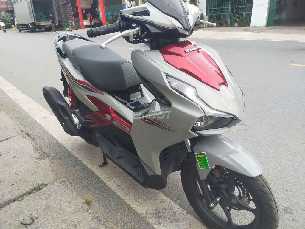 Cần bán AB 2025 máy zin êm chất. Mua bán Xe máy tại Huyện An Dương Hải Phòng được đăng bởi Trần Oanh hình 2