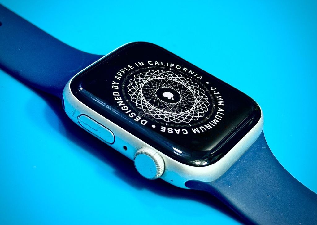 Apple Watch SE1 GPS 44mm nhôm như tin đăng gl