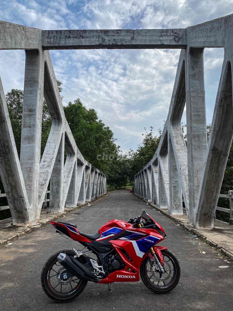 HONDA CBR150r BẢN ĐẶC BIỆT THỂ THAO. Mua bán Xe máy tại Thành phố Thủ Dầu Một Bình Dương được đăng bởi Nguyễn Hữu Đức hình 6