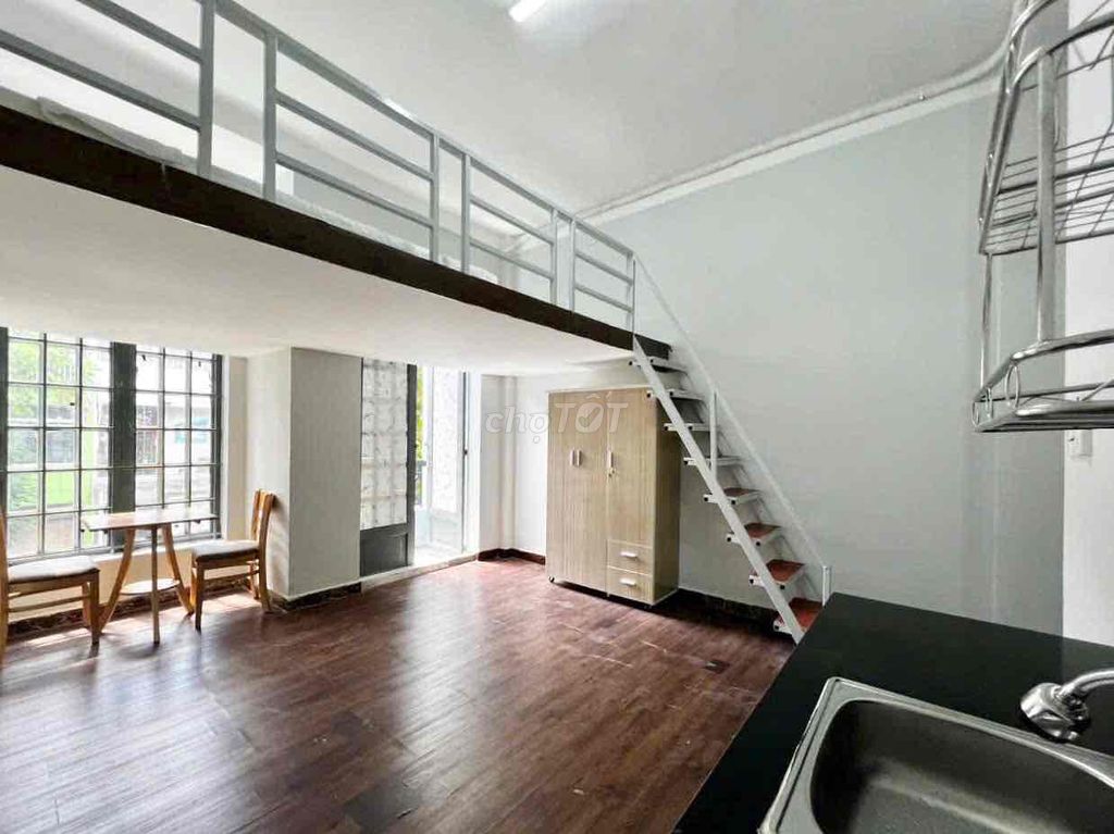 DUPLEX Ở ĐƯỢC 4 NGƯỜI NGAY TRUNG TÂM Q3