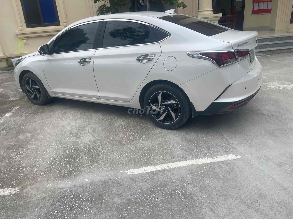 Hyundai Accent 2022 1.4 AT Đặc Biệt. Mua bán Ô tô tại Huyện Tam Đảo Vĩnh Phúc được đăng bởi Trần Bá Giang hình 3