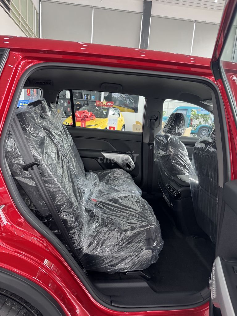 LlMO GREEN, 7 chỗ, có SẴN XE, xuất hoá đơn liền. Mua bán Ô tô tại Quận Bình Tân Tp Hồ Chí Minh được đăng bởi VÕ LONG HẢI VinFast Chevrolet hình 13