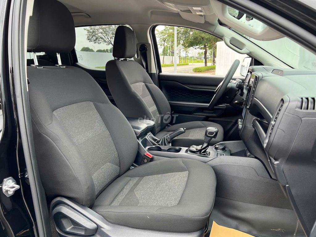 Ford Ranger 2025 XLS 2.0L 4x4 AT - 8000 km. Mua bán Ô tô tại Quận Cầu Giấy Hà Nội được đăng bởi An Phát AUTO hình 13