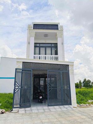 Nhà mới trục chính đường số 2 khu đô thị Minh Linh. Mua bán nhà ở tại Thành phố Vĩnh Long Vĩnh Long được đăng bởi Nguyễn Thị Thuỳ Dương