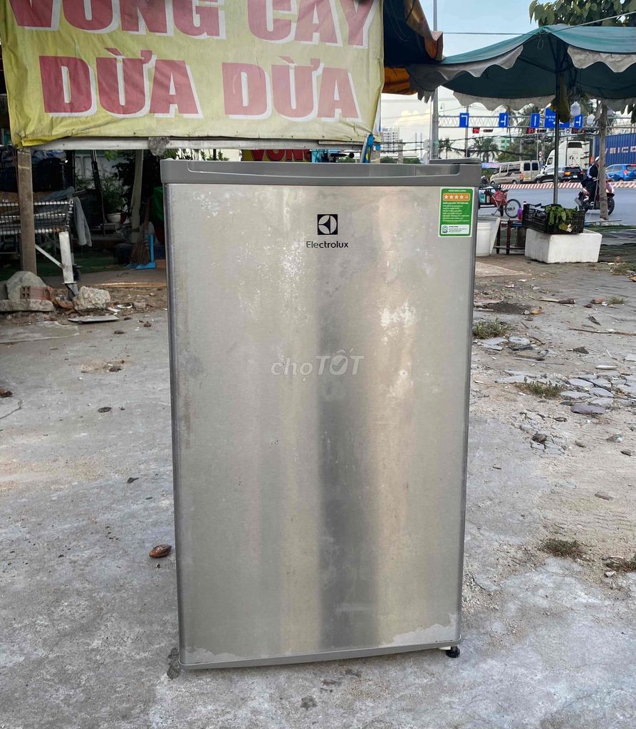 Tủ lạnh Electrolux 90L. Mua bán Tủ lạnh tại Quận Bình Thạnh Tp Hồ Chí Minh được đăng bởi Thanh Xuân hình 1