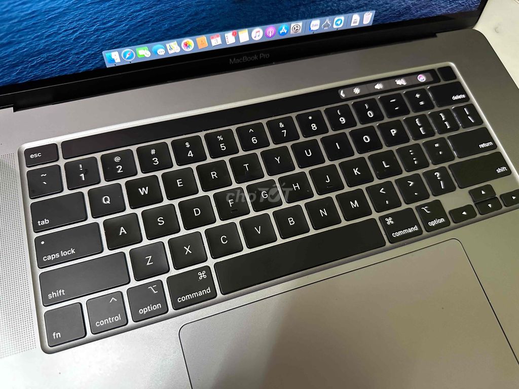 Macbook Pro 2019 i9 16 inch 16GB/1TB giá tốt. Mua bán Laptop tại Quận 4 Tp Hồ Chí Minh được đăng bởi Phạm Duy Luân hình 1