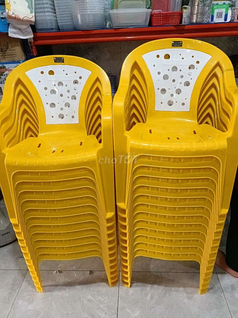 Ghế nhựa Vinh Nam. Mua bán Bàn ghế tại Quận 6 Tp Hồ Chí Minh được đăng bởi Quang hình 1
