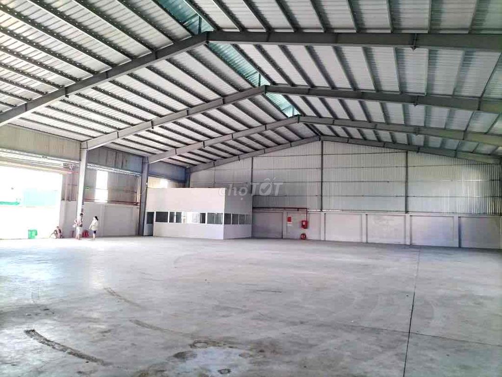 KHO XƯỞNG ĐẸP MỚI(600m2)MT CONT 24/24,TRẦN CAO,NHÀ VP