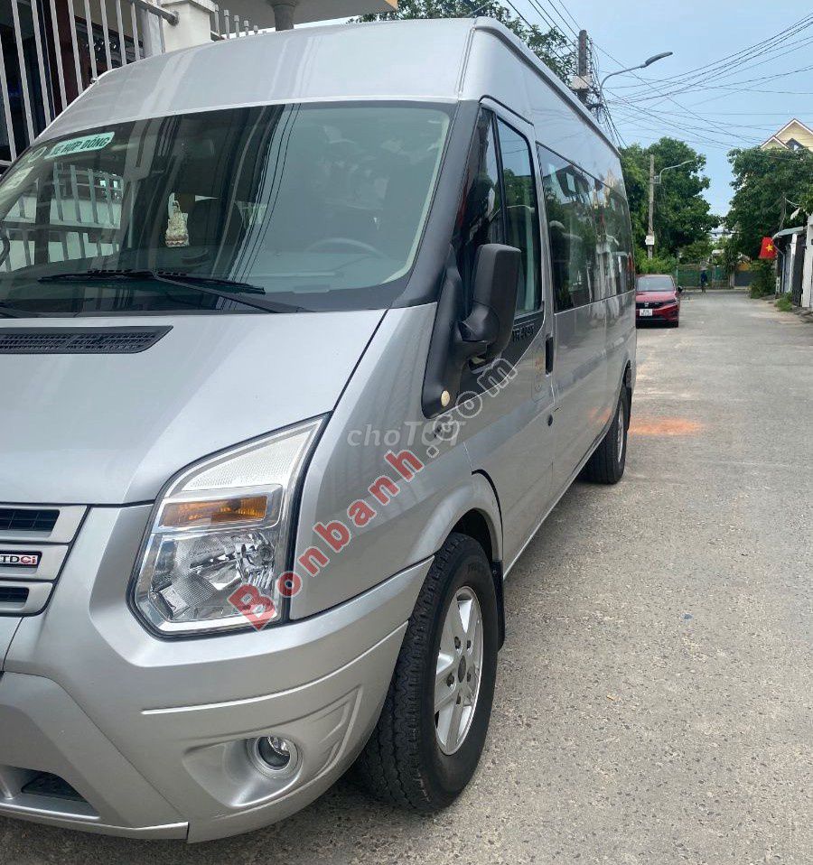 Ford Transit SVP 2018 - 425 Triệu. Mua bán Ô tô tại Thành phố Thủ Dầu Một Bình Dương được đăng bởi Lamgiasam hình 2