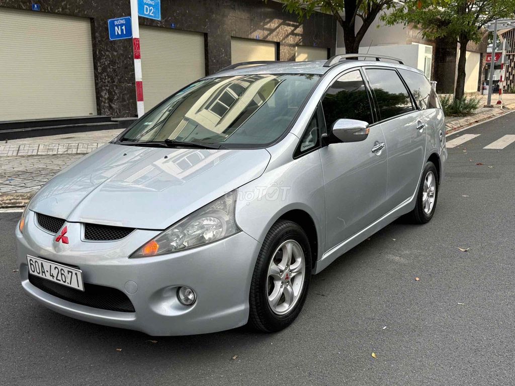 Mitsubishi Grandis 2006 2.4L Bạc. Mua bán Ô tô tại Thành phố Thủ Dầu Một Bình Dương được đăng bởi  Trung Tin Used Car hình 3