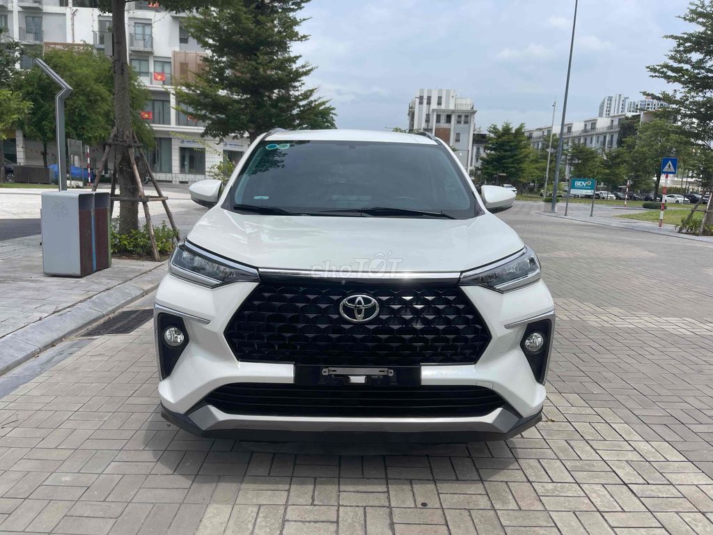 Cần Bán Toyota Veloz Cross 2022 CVT ,số Tự động ☎️. Mua bán Ô tô tại Quận Hoàng Mai Hà Nội được đăng bởi Anh Tuy hình 1