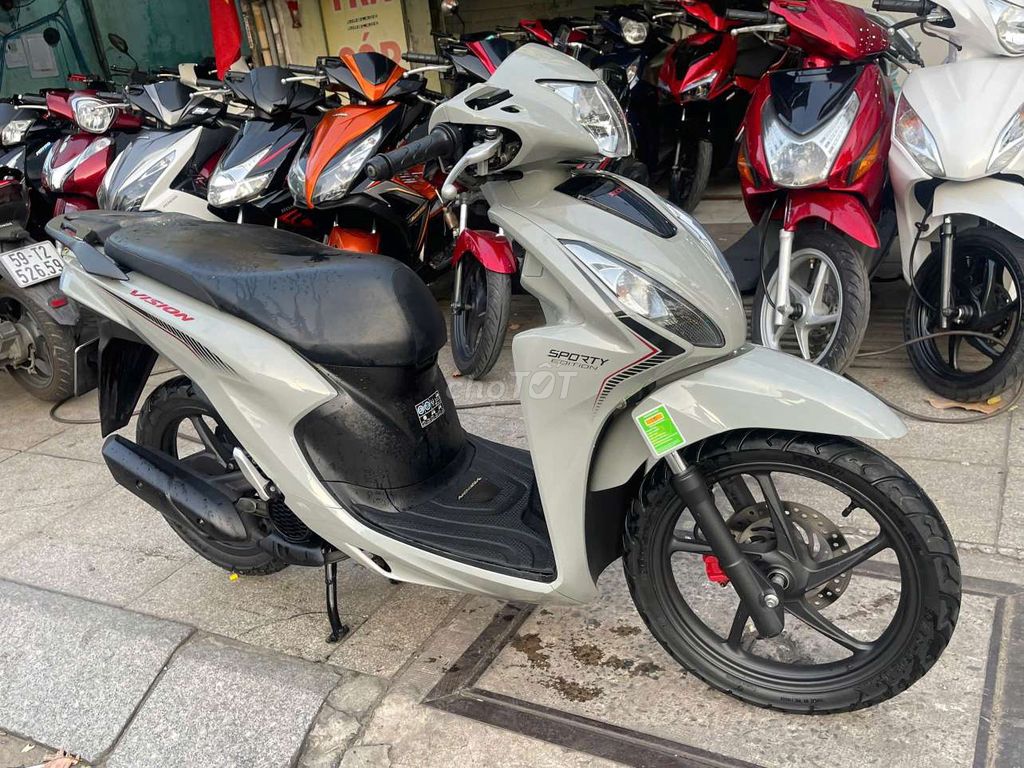 Vision Bản cao cấp 2023 mới 90% Bstp chính chủ. Mua bán Xe máy tại Quận Tân Phú Tp Hồ Chí Minh được đăng bởi Tuanduy hình 4