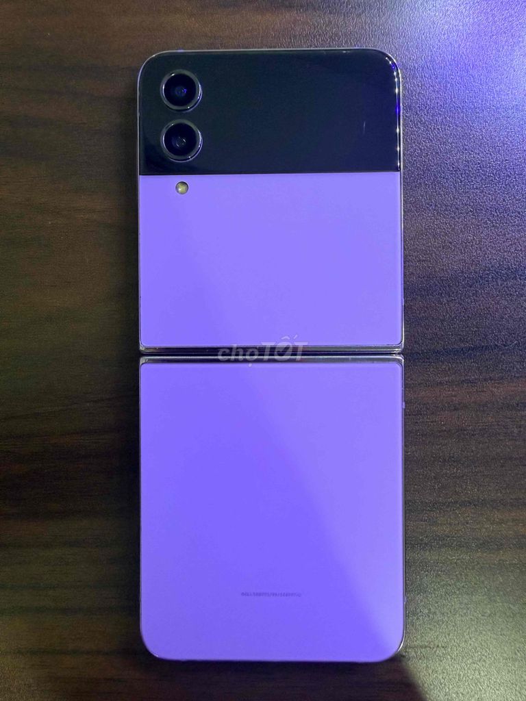 Samsung Galaxy Z Flip Tím. Mua bán Điện thoại tại Thành phố Thủ Đức Tp Hồ Chí Minh được đăng bởi Ngọc Như Ngà Ngô hình 1