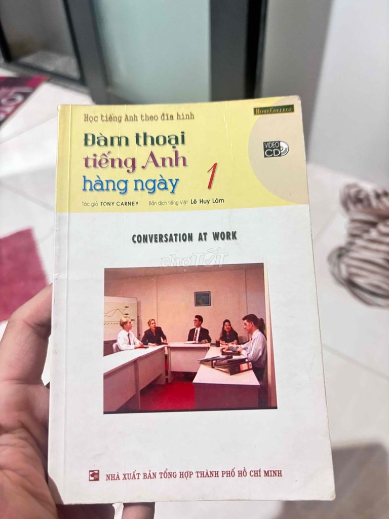 Sách Đàm thoại tiếng Anh hàng ngày. Mua bán Sách tại Thành phố Vũng Tàu Bà Rịa - Vũng Tàu được đăng bởi Vince hình 1