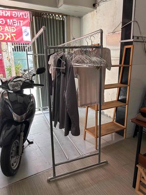 Giá phơi đồ Inox dễ lắp ráp, kiểu dáng đẹp. Mua bán Nội thất, đồ gia dụng khác tại Quận Tân Phú Tp Hồ Chí Minh được đăng bởi Phuong Phan