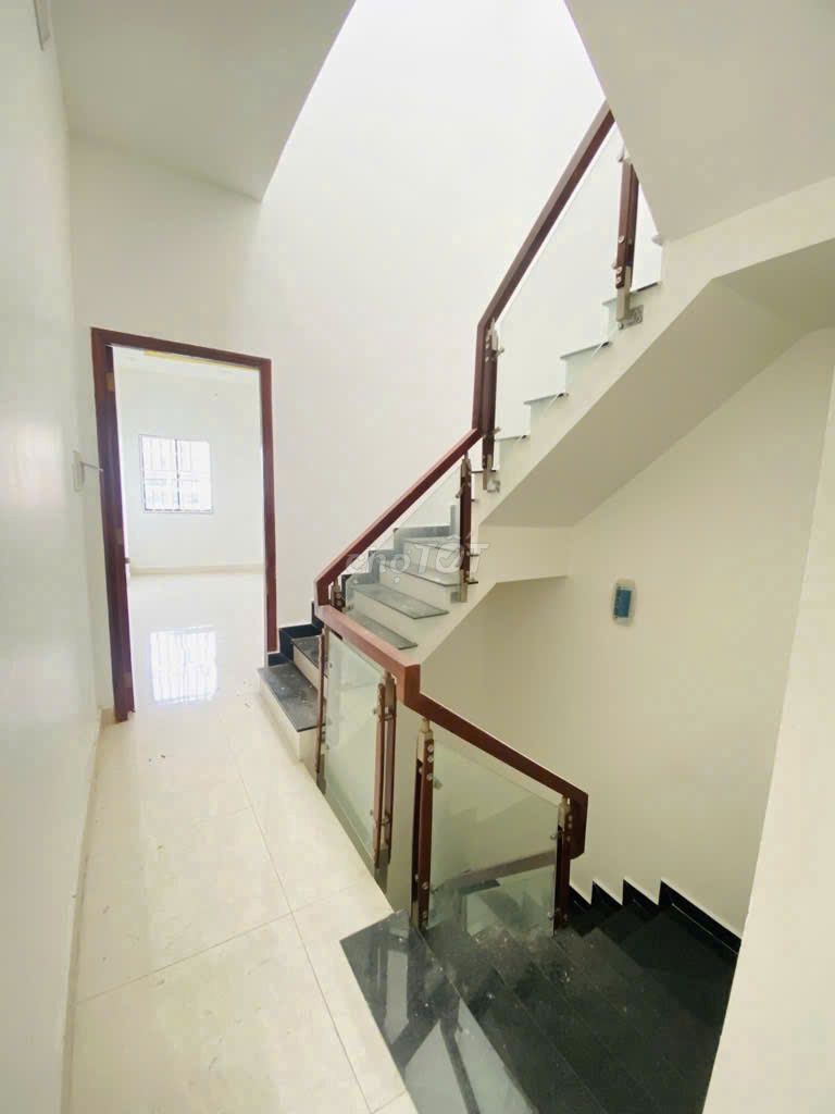 SÁT CHUNG CƯ THE AVILA KDC MỚI N.HA 52M2 4 TẦNG NHỈNH 5TYY. Mua bán nhà ở tại Quận 8 Tp Hồ Chí Minh được đăng bởi Nguyen thi kim loan hình 3