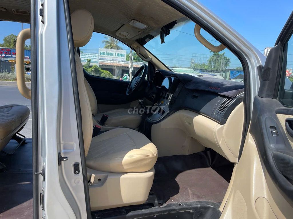Hyundai Starex 2008 2.5D MT - 150 km. Mua bán Ô tô tại Thành phố Thuận An Bình Dương được đăng bởi Phước Môi Trường PPT hình 9