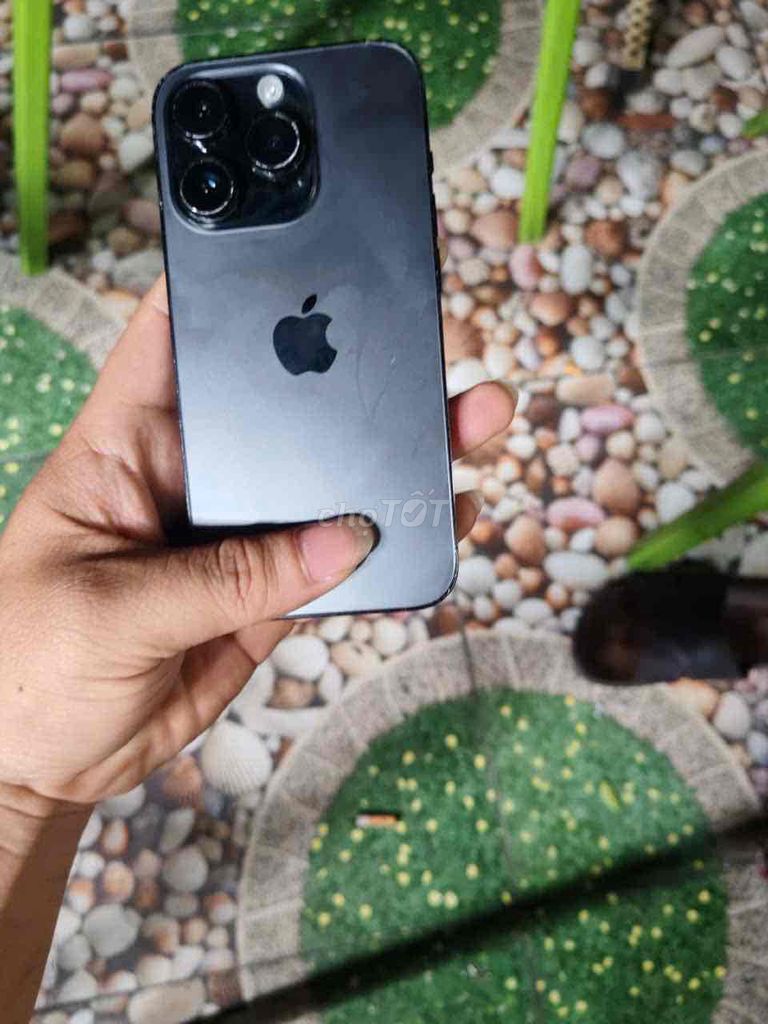 Apple iPhone 14 Pro 128GB Đen Đã sử dụng. Mua bán Điện thoại tại Quận Bình Tân Tp Hồ Chí Minh được đăng bởi Linh Huỳnh hình 1